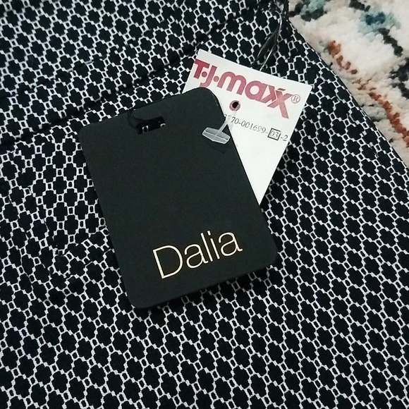 Pants - Picture 2 of 4